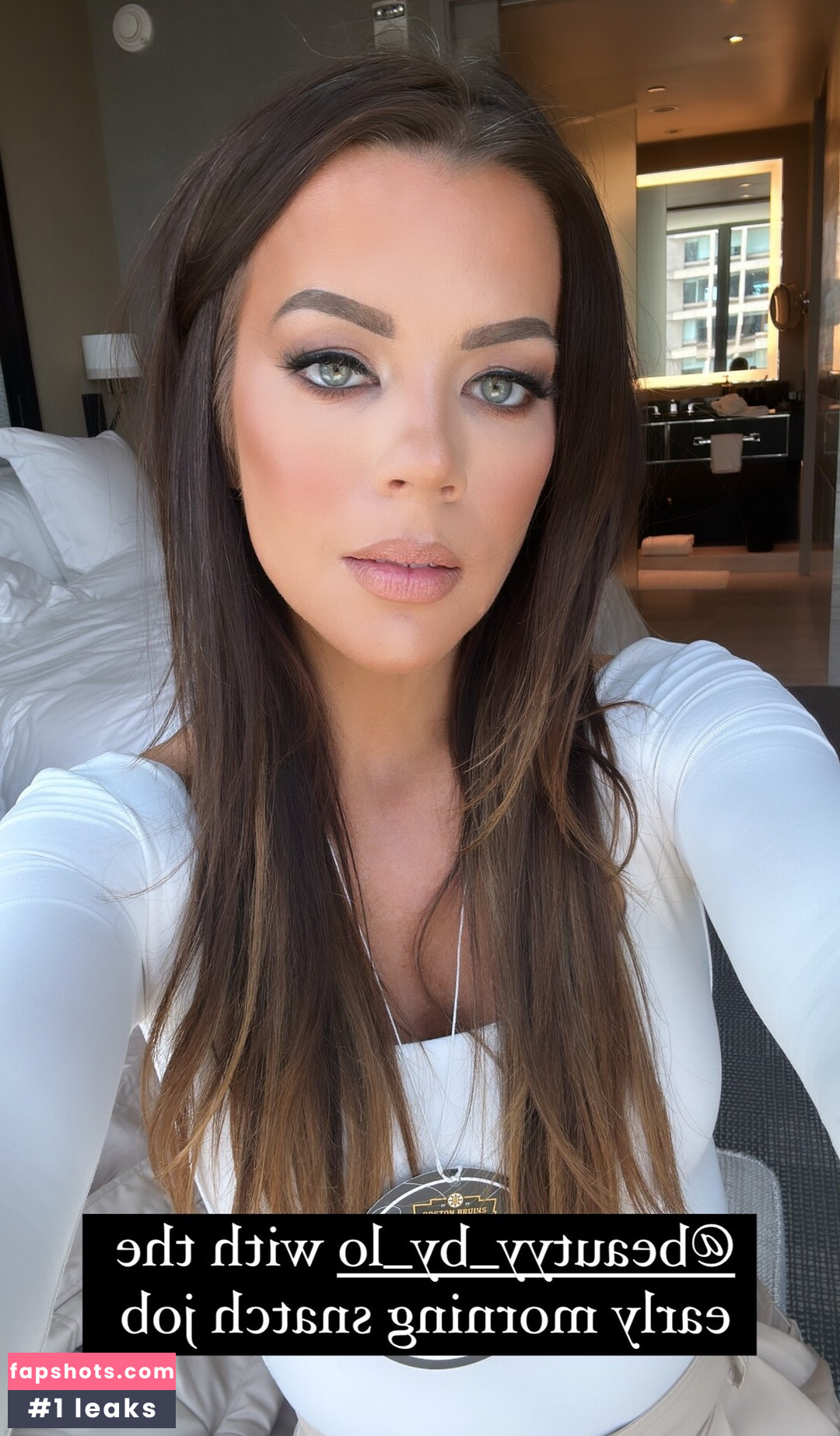 Jackie Redmond gallery photo #106