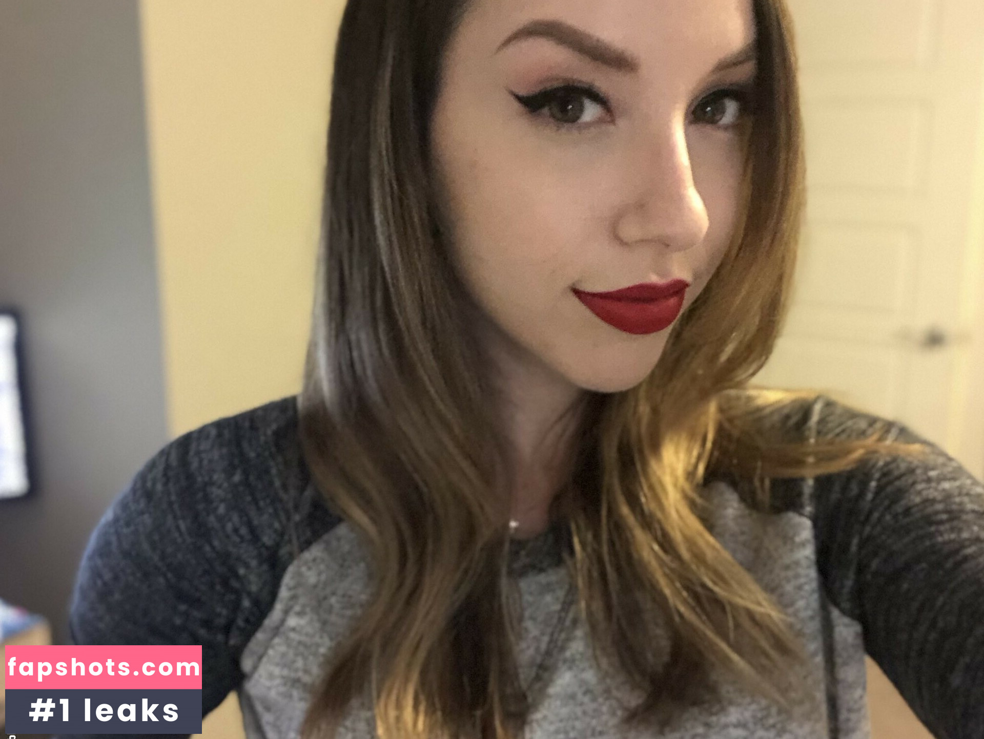 JackieMButler gallery photo #110