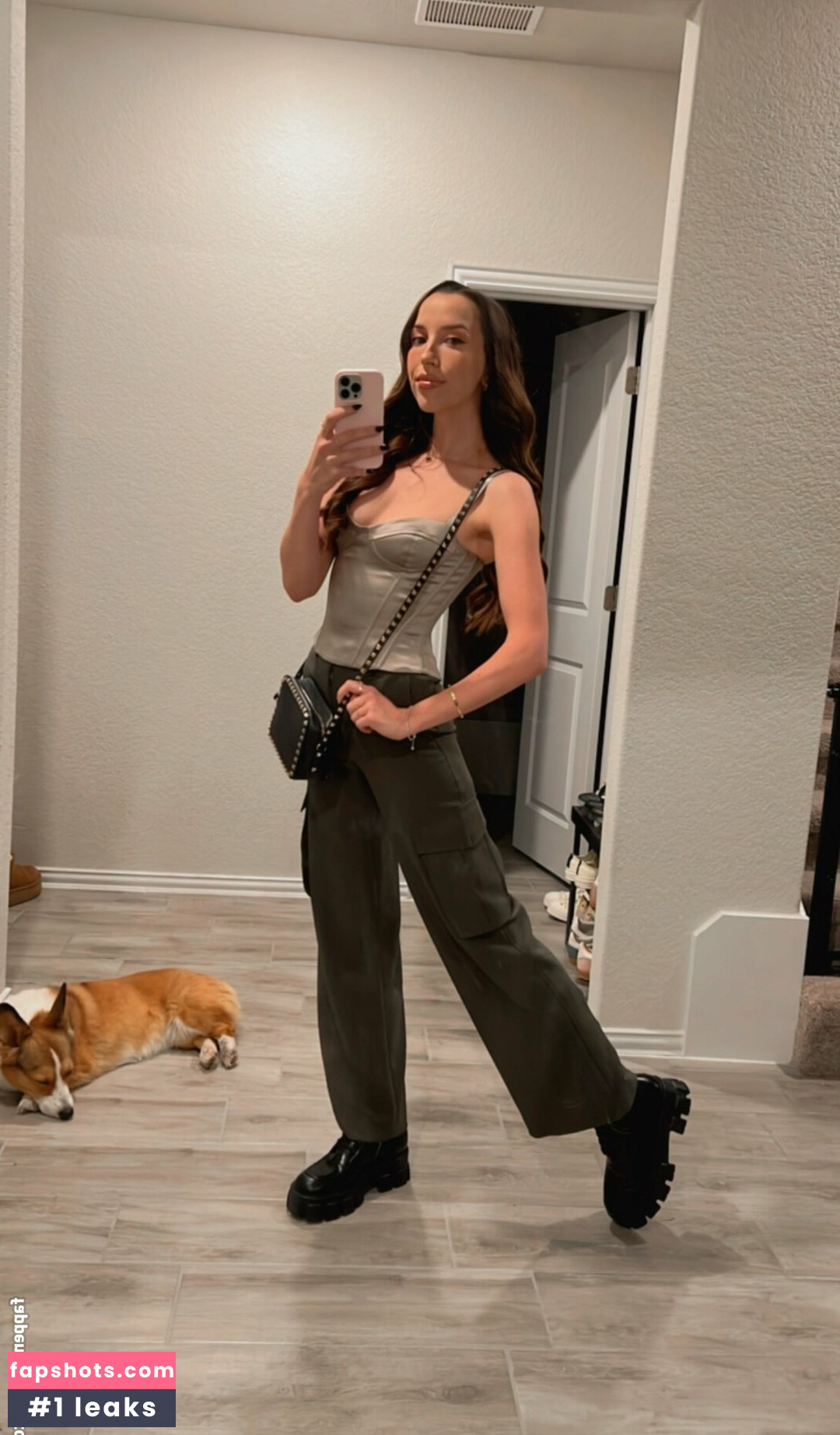 JackieMButler gallery photo #49