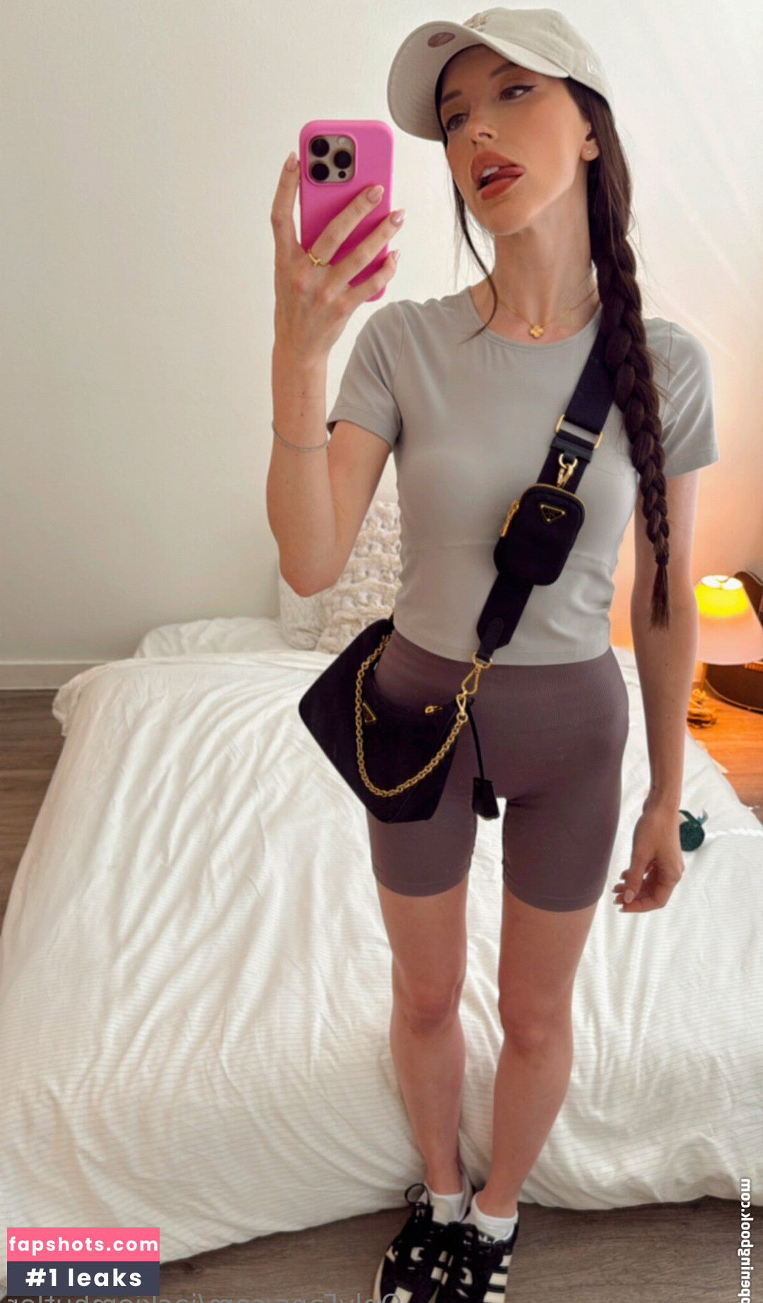 JackieMButler gallery photo #7