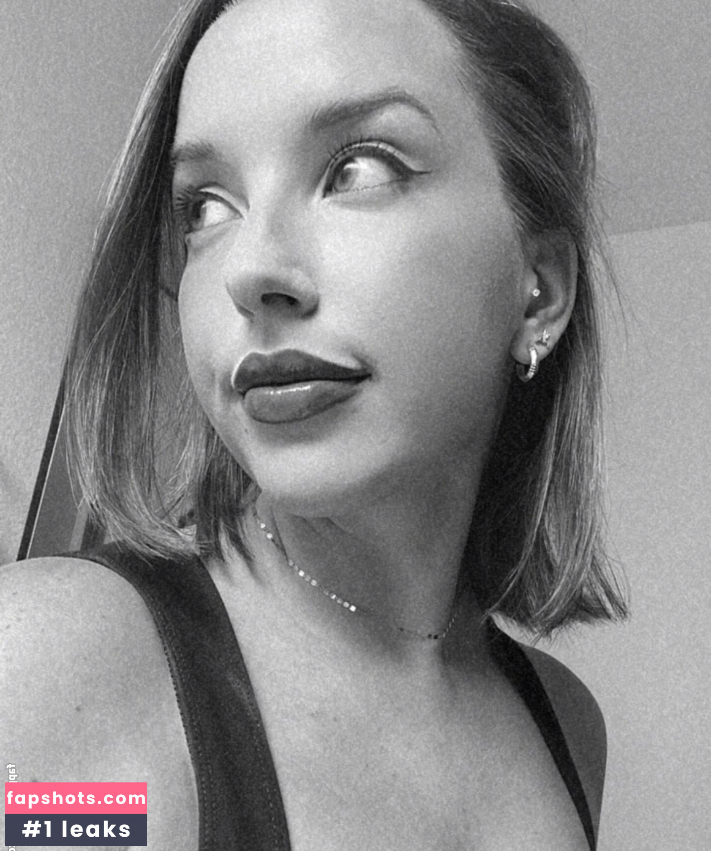 JackieMButler gallery photo #79