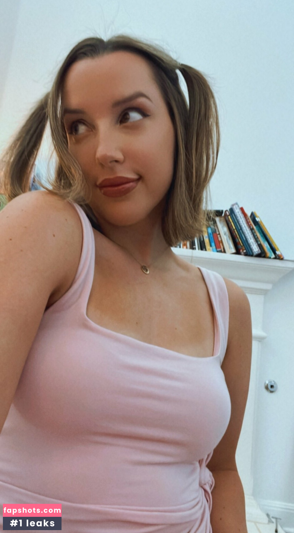 JackieMButler gallery photo #90