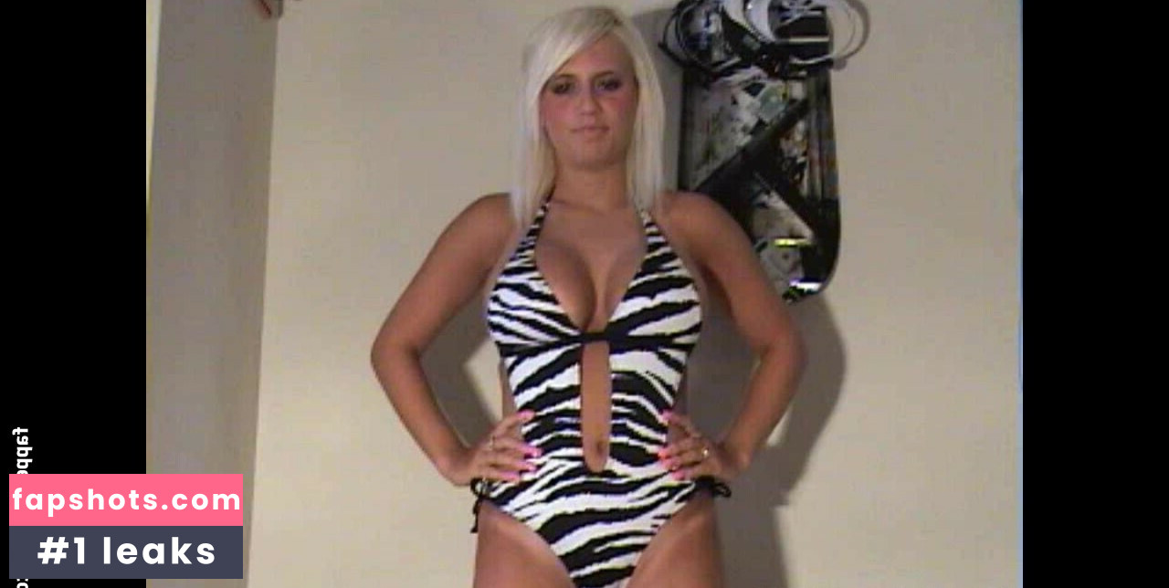 Jacky Joy gallery photo #31