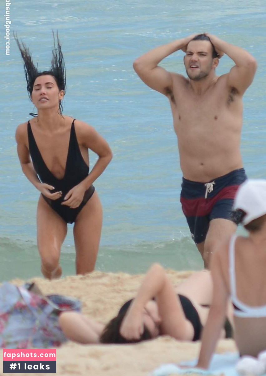 Jacqueline MacInnes Wood gallery photo #44