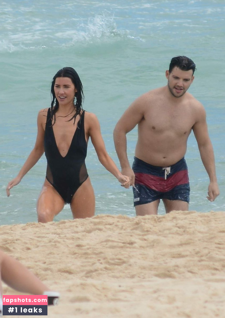 Jacqueline MacInnes Wood gallery photo #46