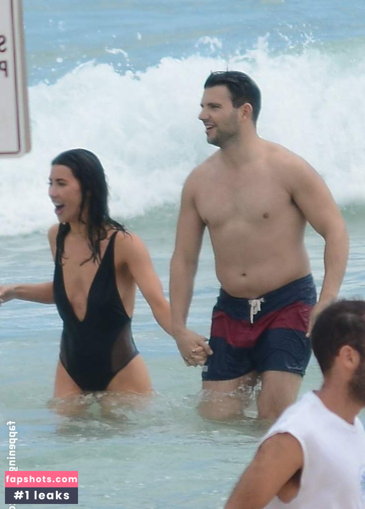 Jacqueline MacInnes Wood gallery photo #50