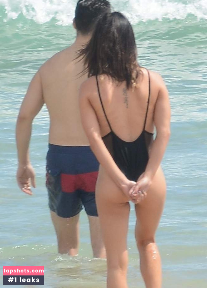 Jacqueline MacInnes Wood gallery photo #53