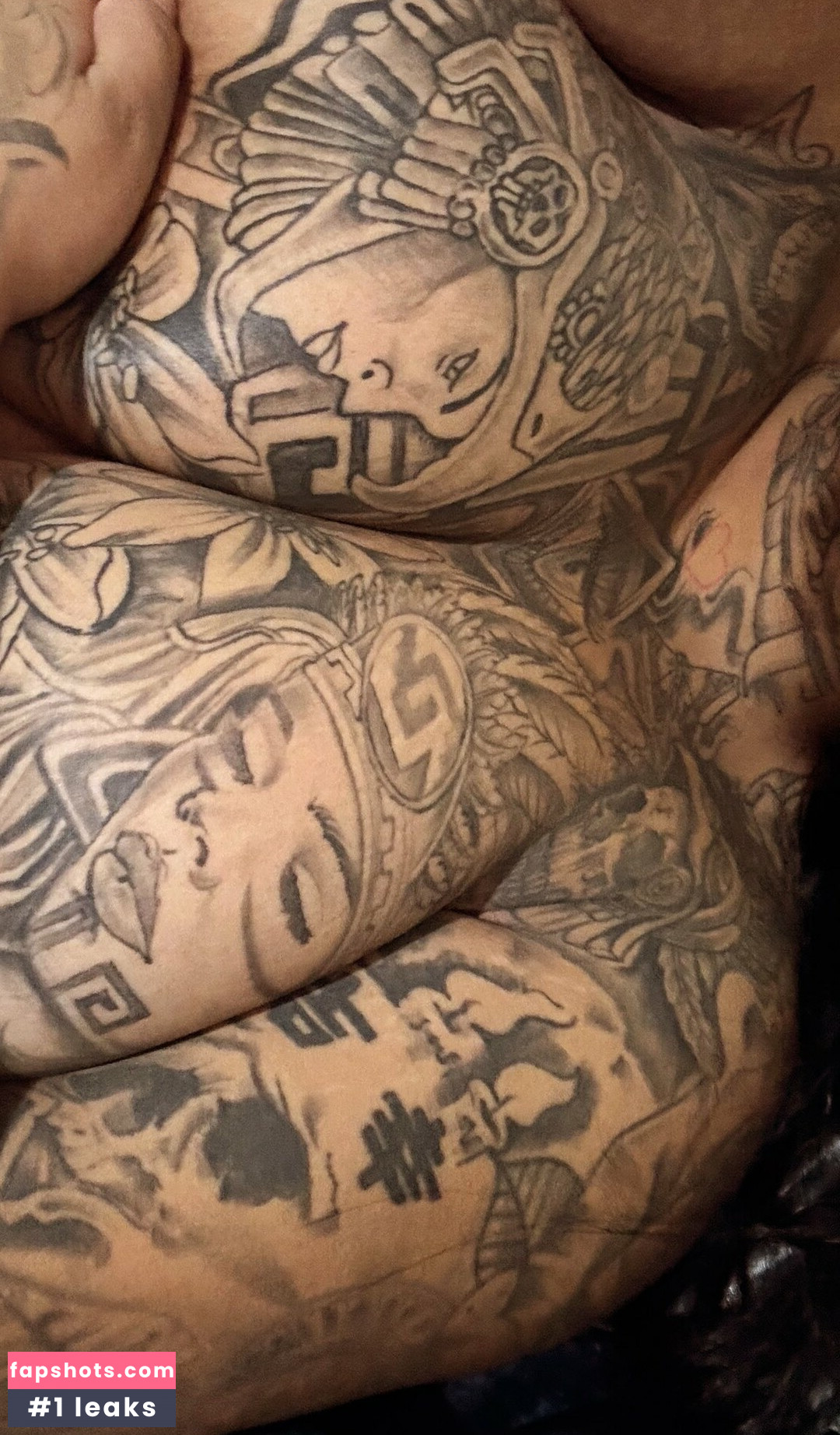 JacQueline gallery photo #7