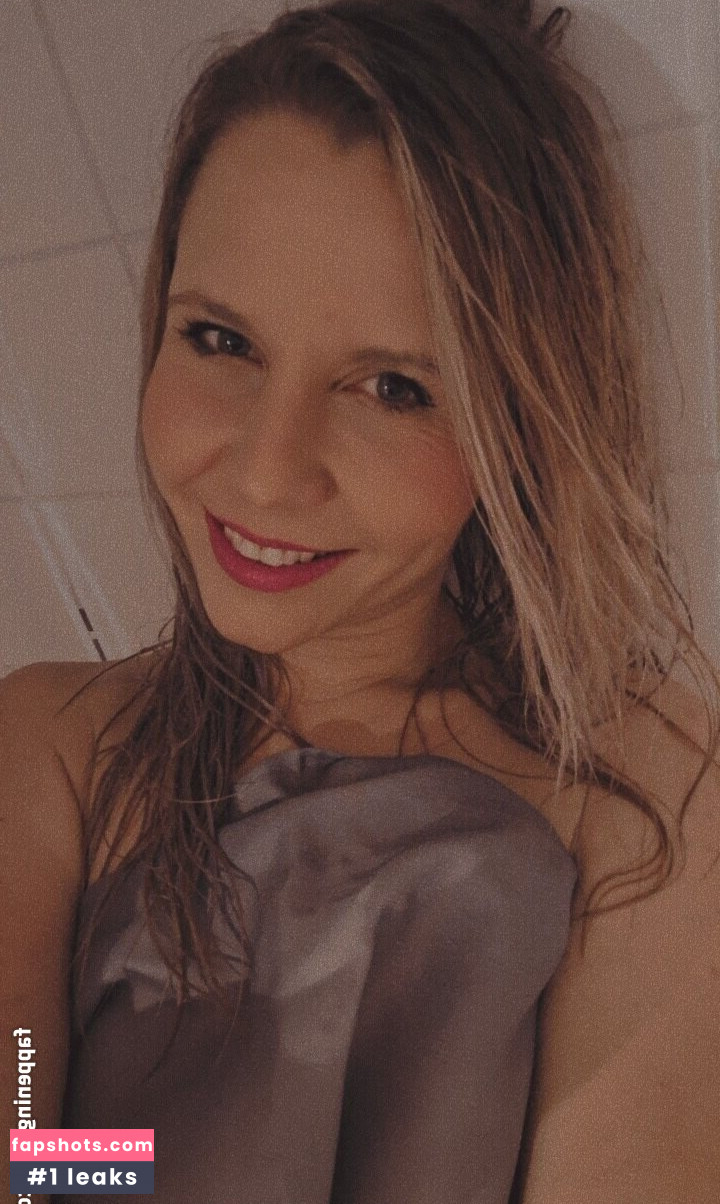 Jacqueline151225 nude babe gallery