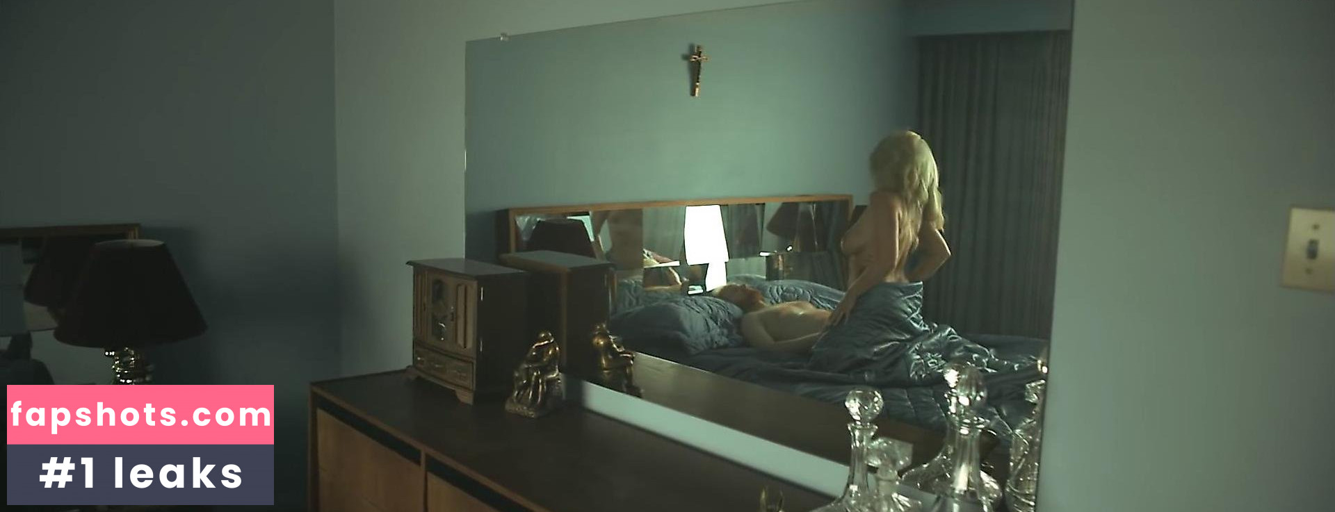 Jacqui Childs gallery photo #21