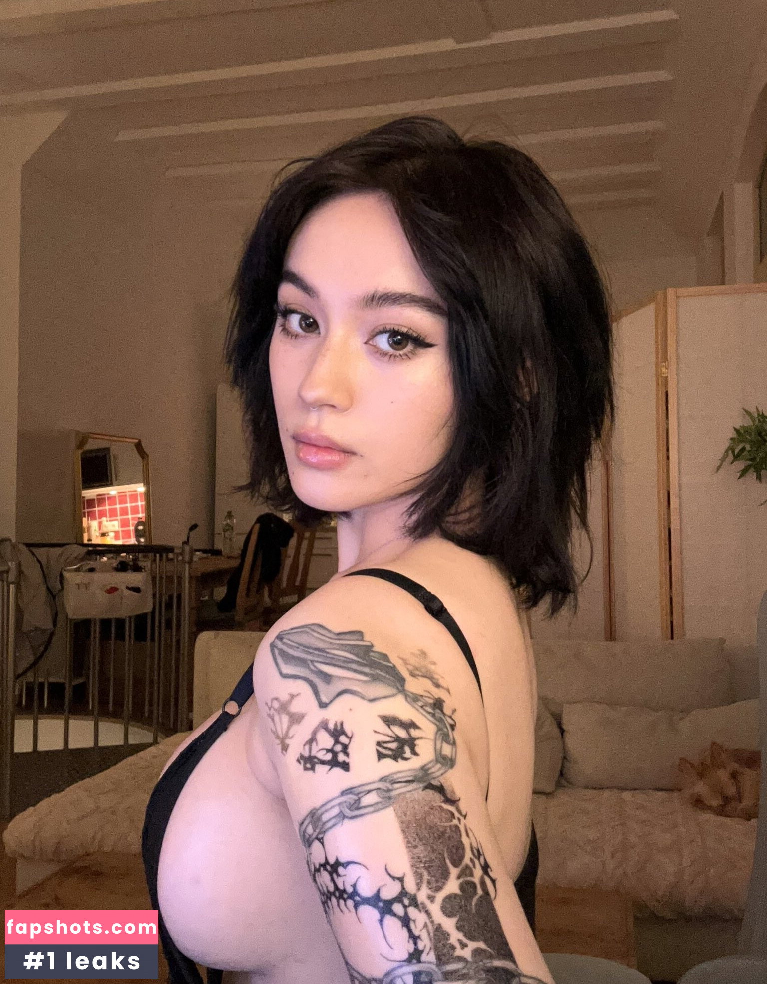 Jade-Anh Ngo gallery photo #418