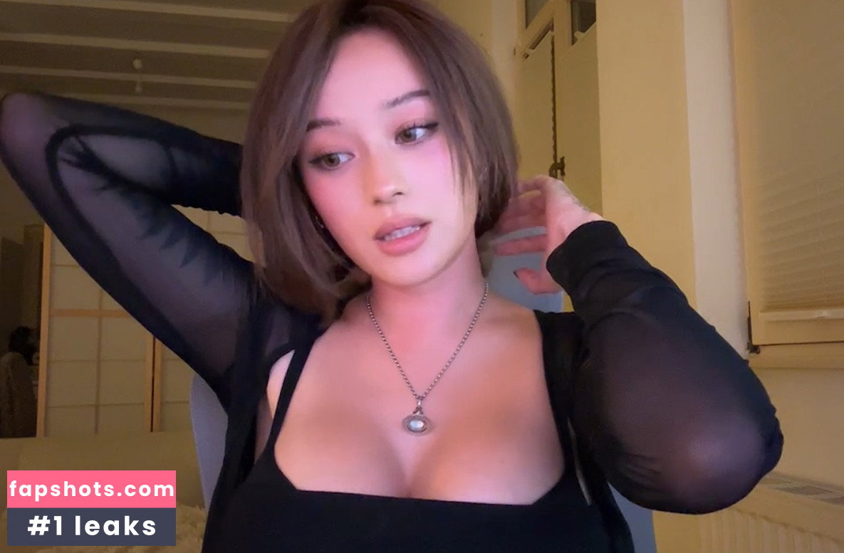 Jade-Anh Ngo gallery photo #397