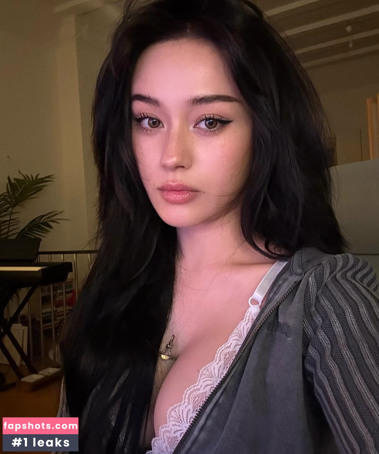 Jade-Anh Ngo gallery photo #943