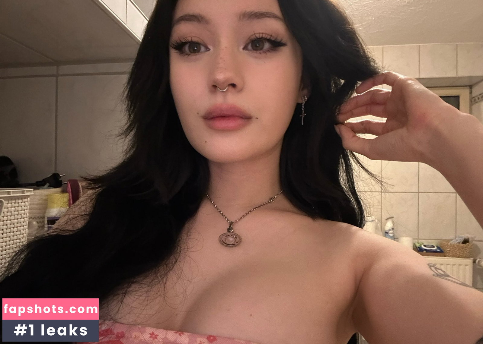 Jade-Anh Ngo gallery photo #909