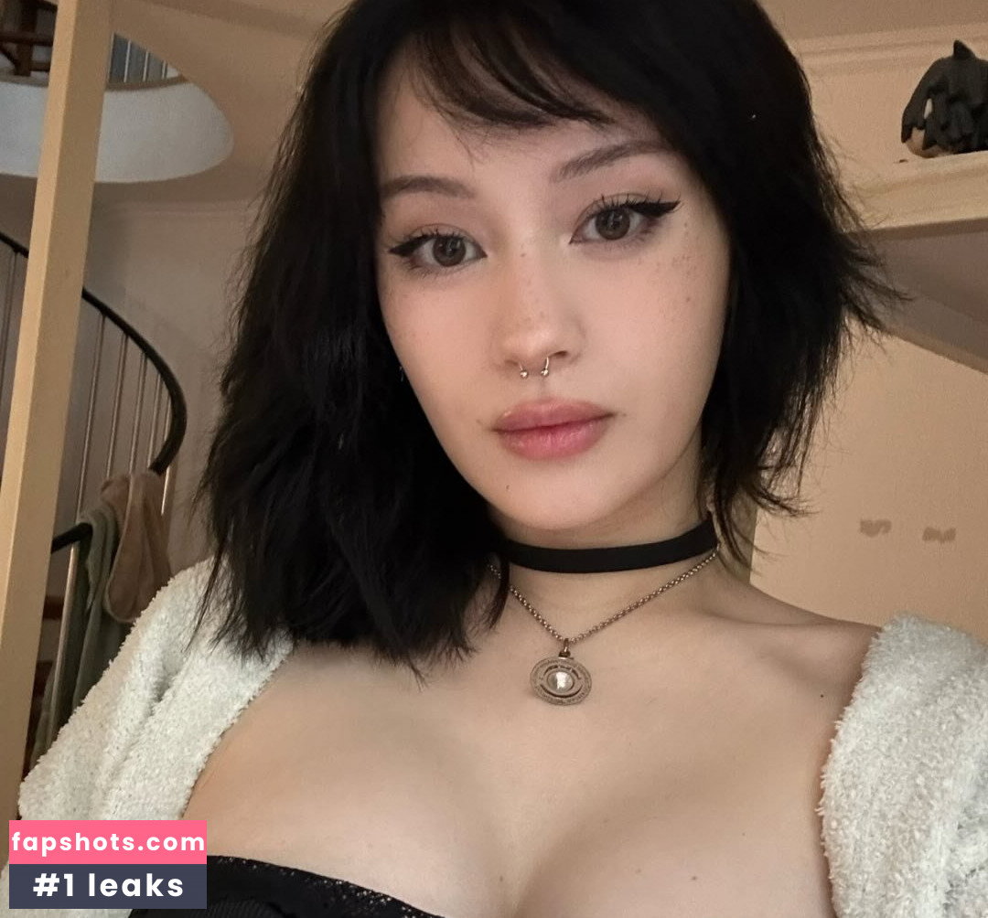 Jade-Anh Ngo gallery photo #636