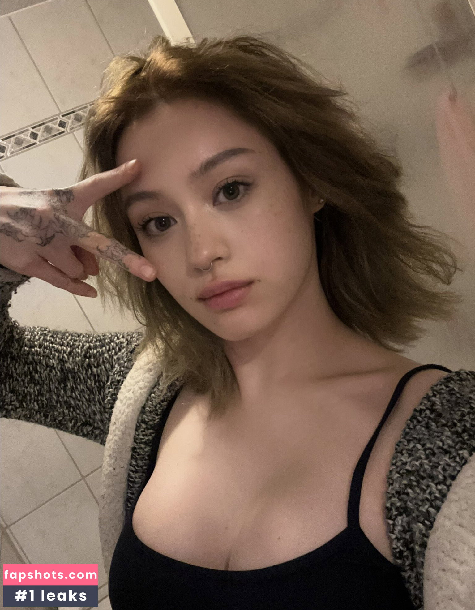 Jade-Anh Ngo gallery photo #371