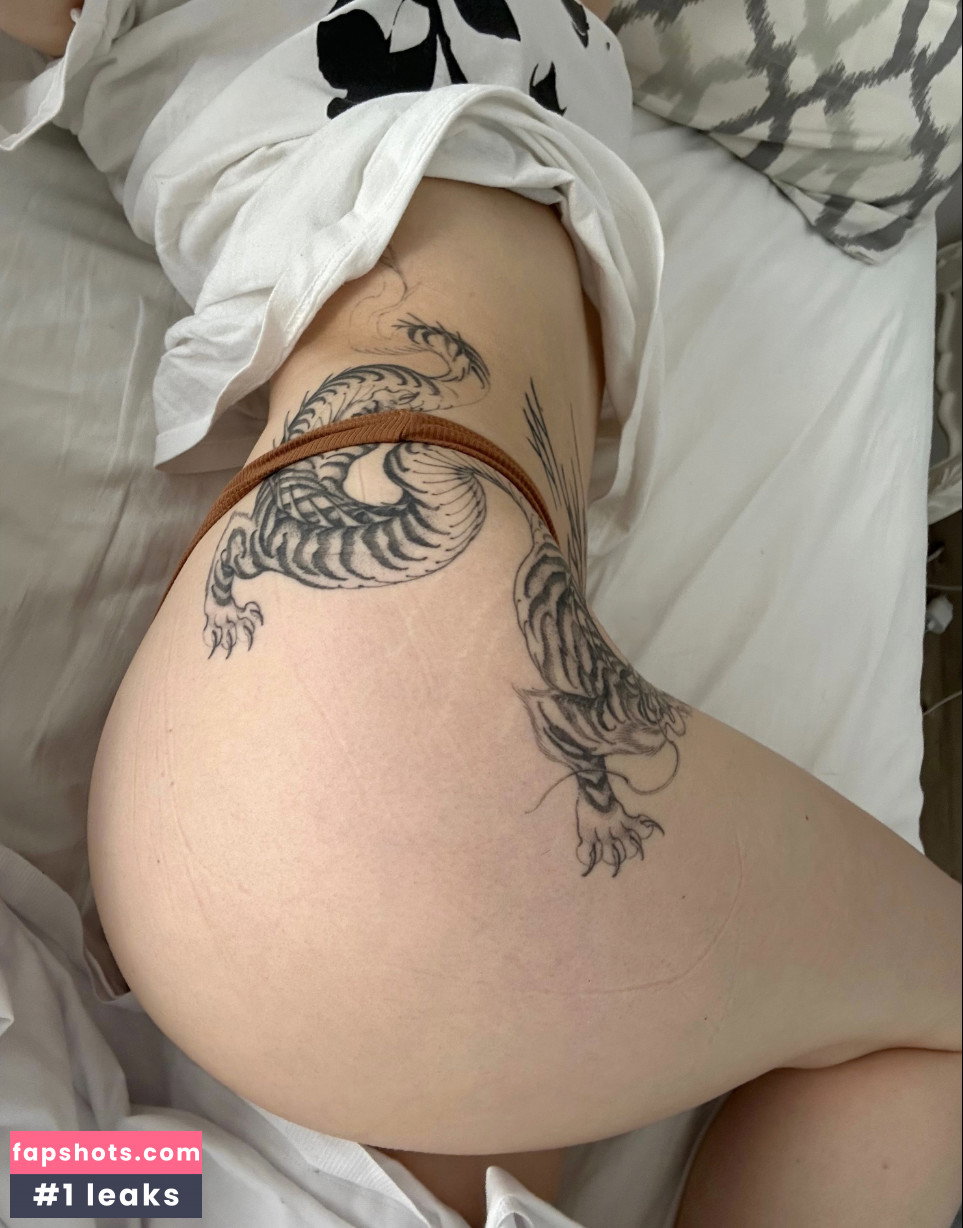 Jade-Anh Ngo gallery photo #966