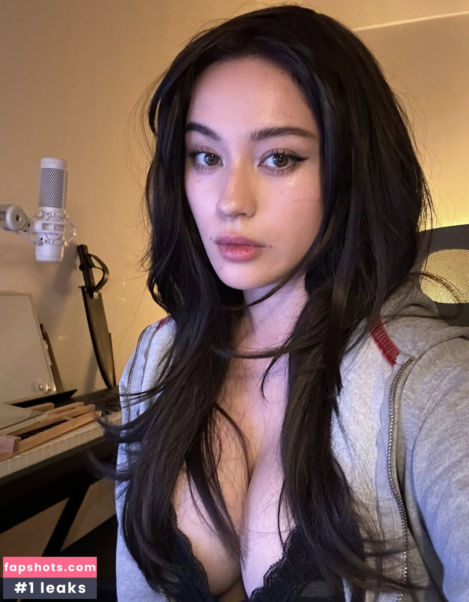 Jade-Anh Ngo gallery photo #197