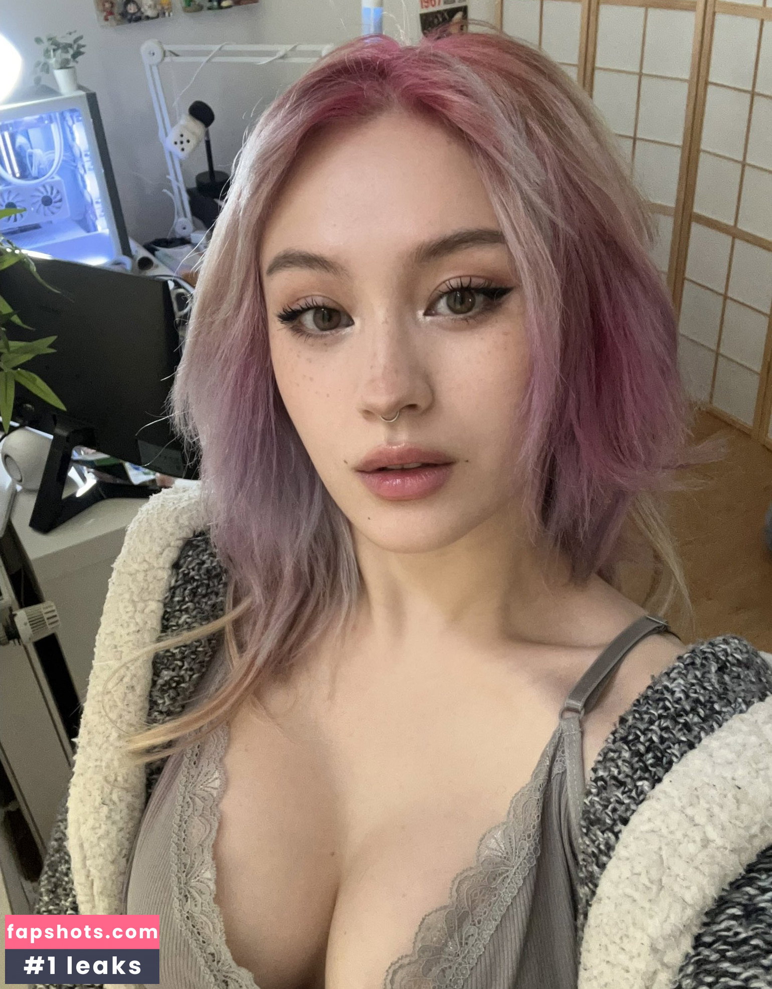 Jade-Anh Ngo gallery photo #516