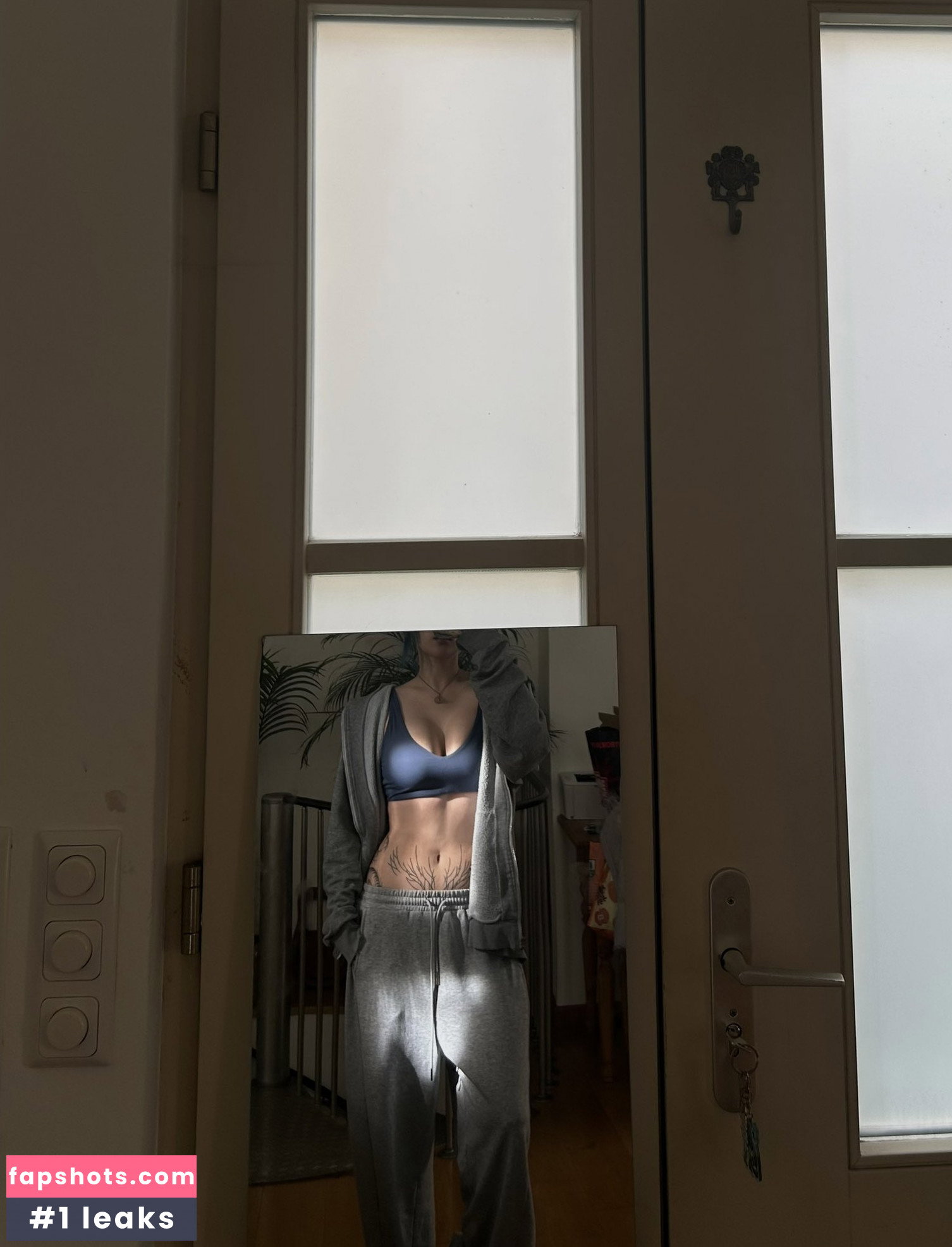 Jade-Anh Ngo gallery photo #342