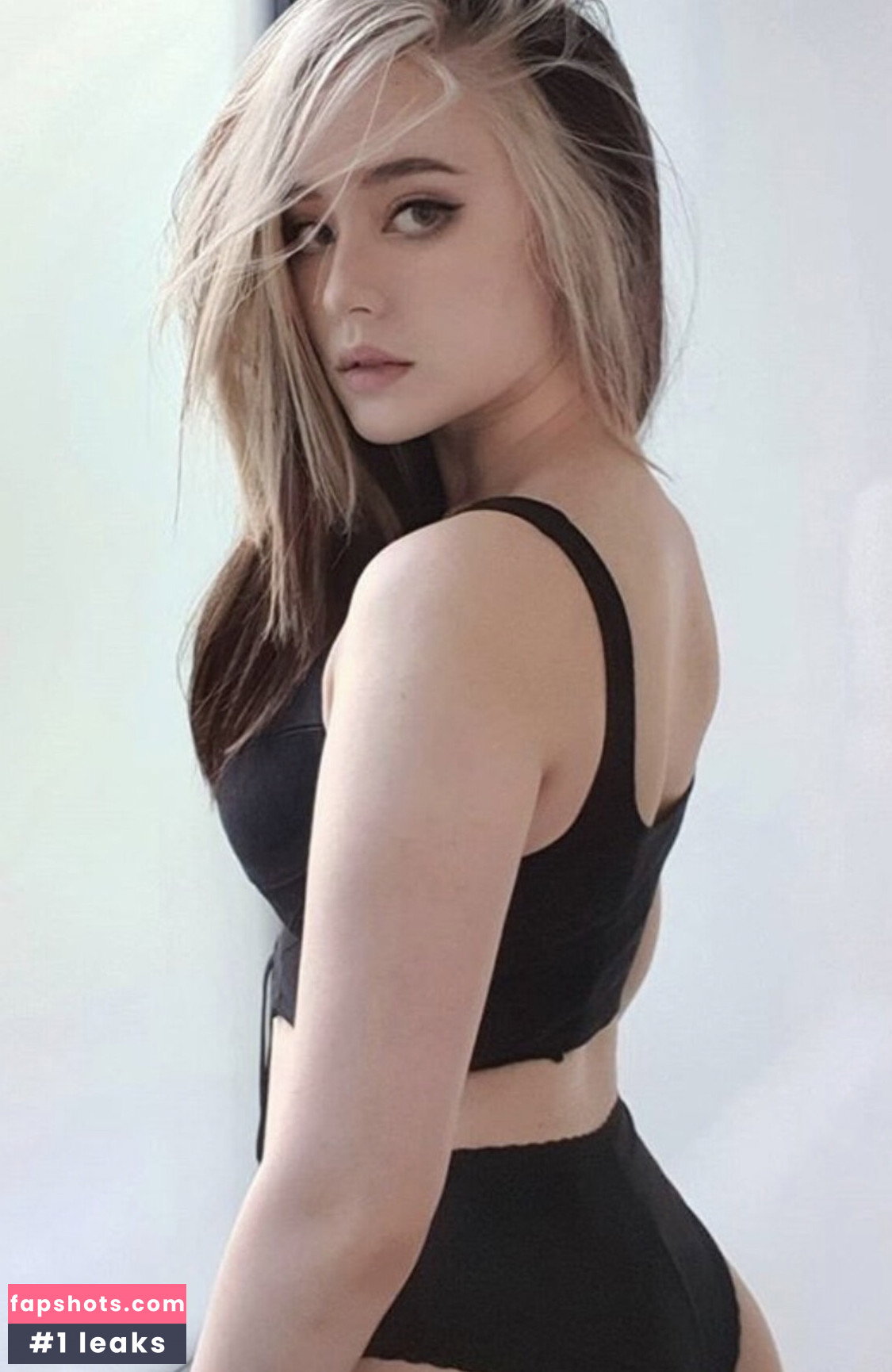Jade-Anh Ngo gallery photo #205