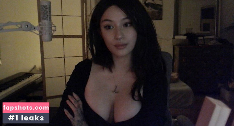 Jade-Anh Ngo gallery photo #611