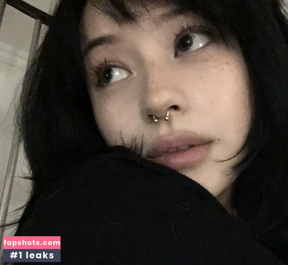 Jade-Anh Ngo gallery photo #117