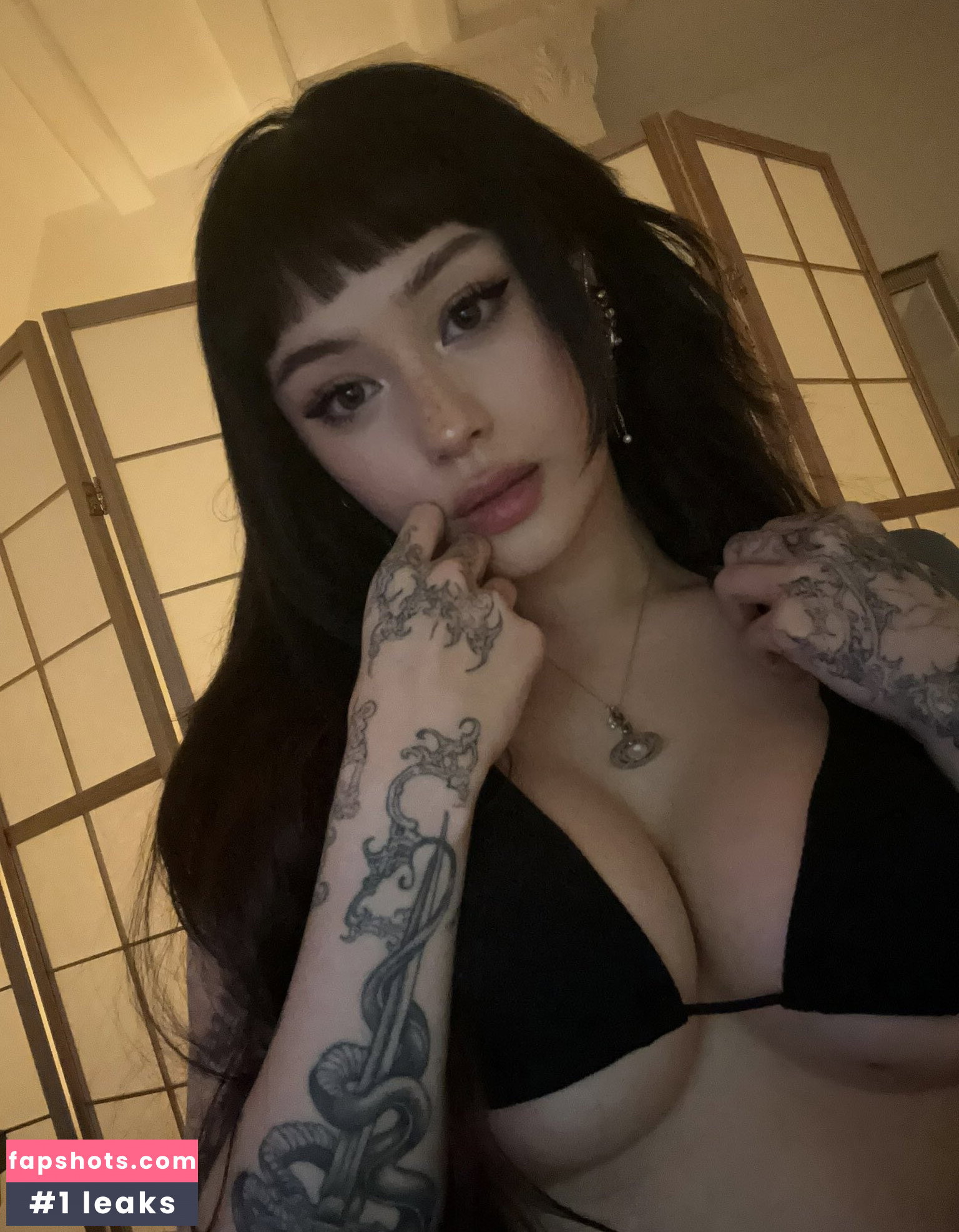Jade-Anh Ngo gallery photo #588