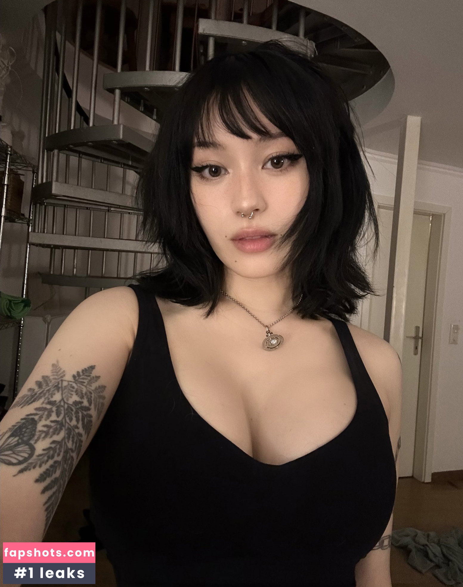 Jade-Anh Ngo gallery photo #859