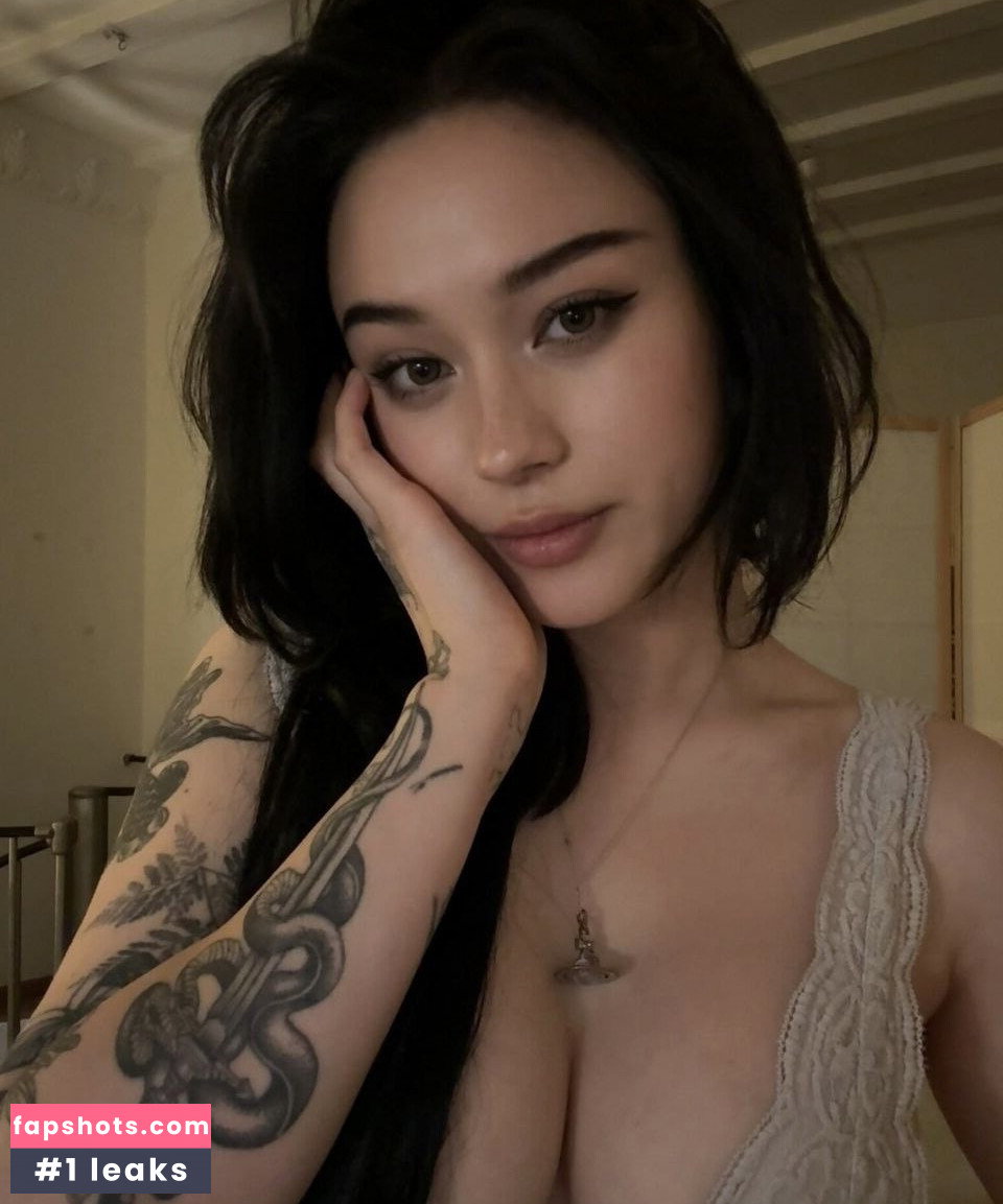 Jade-Anh Ngo gallery photo #687