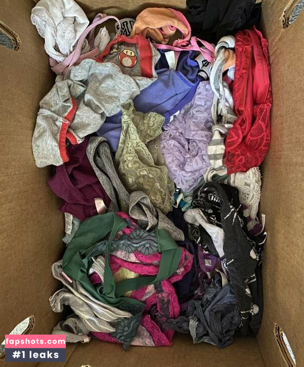 Jade Avery gallery photo #2