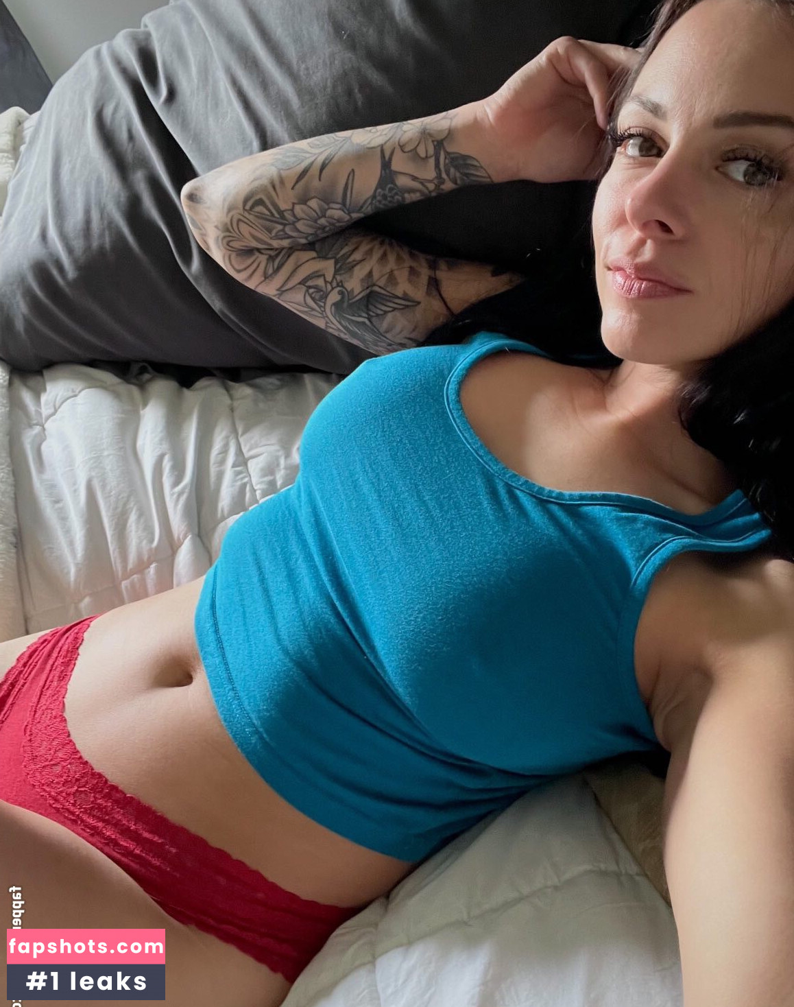 Jade Banx gallery photo #10