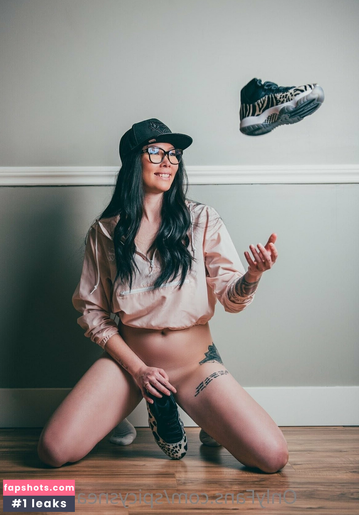 Jade Chung gallery photo #103