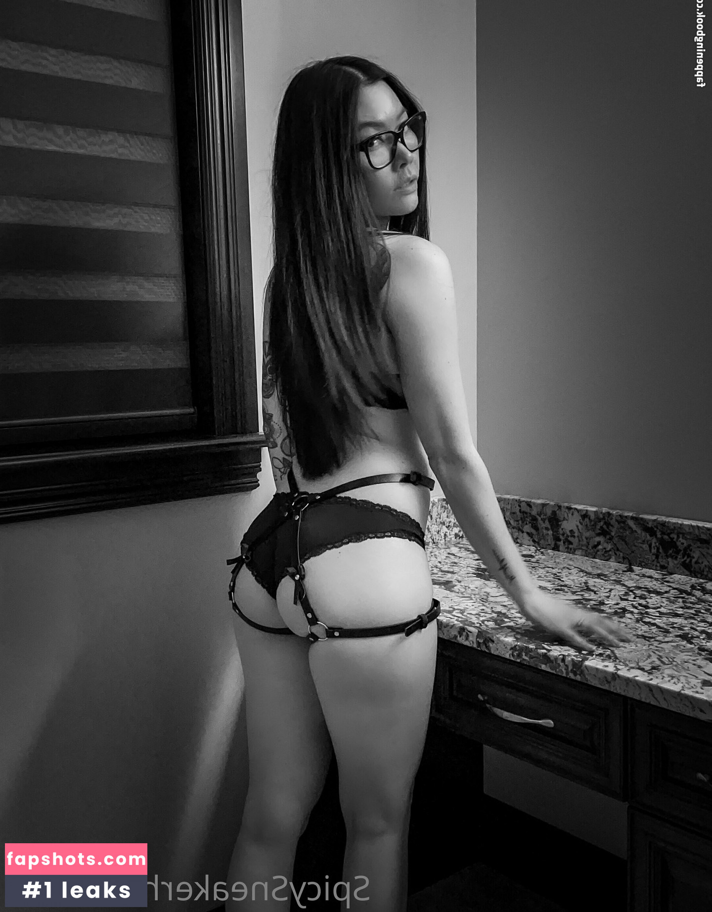 Jade Chung gallery photo #45