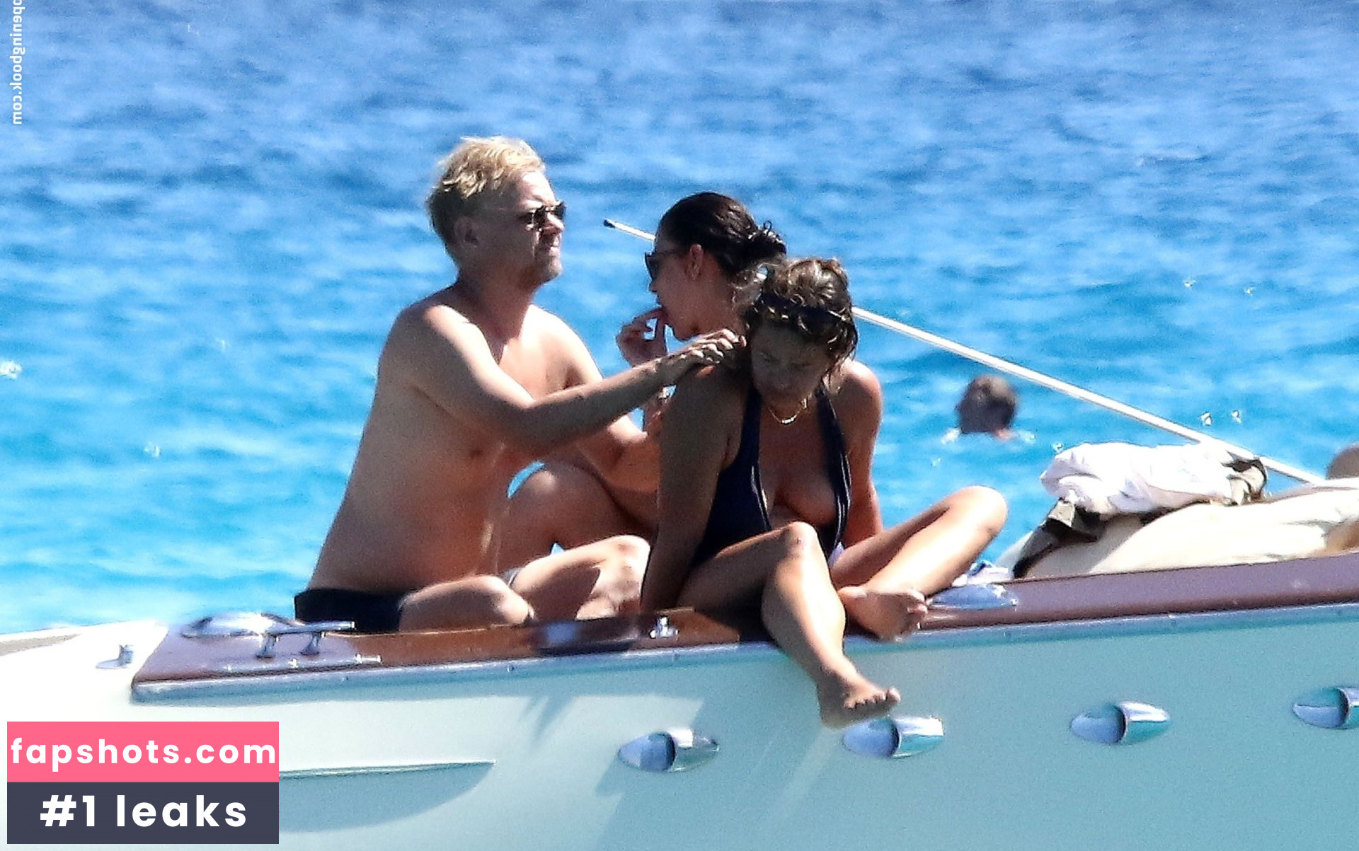 Jade Jagger gallery photo #28