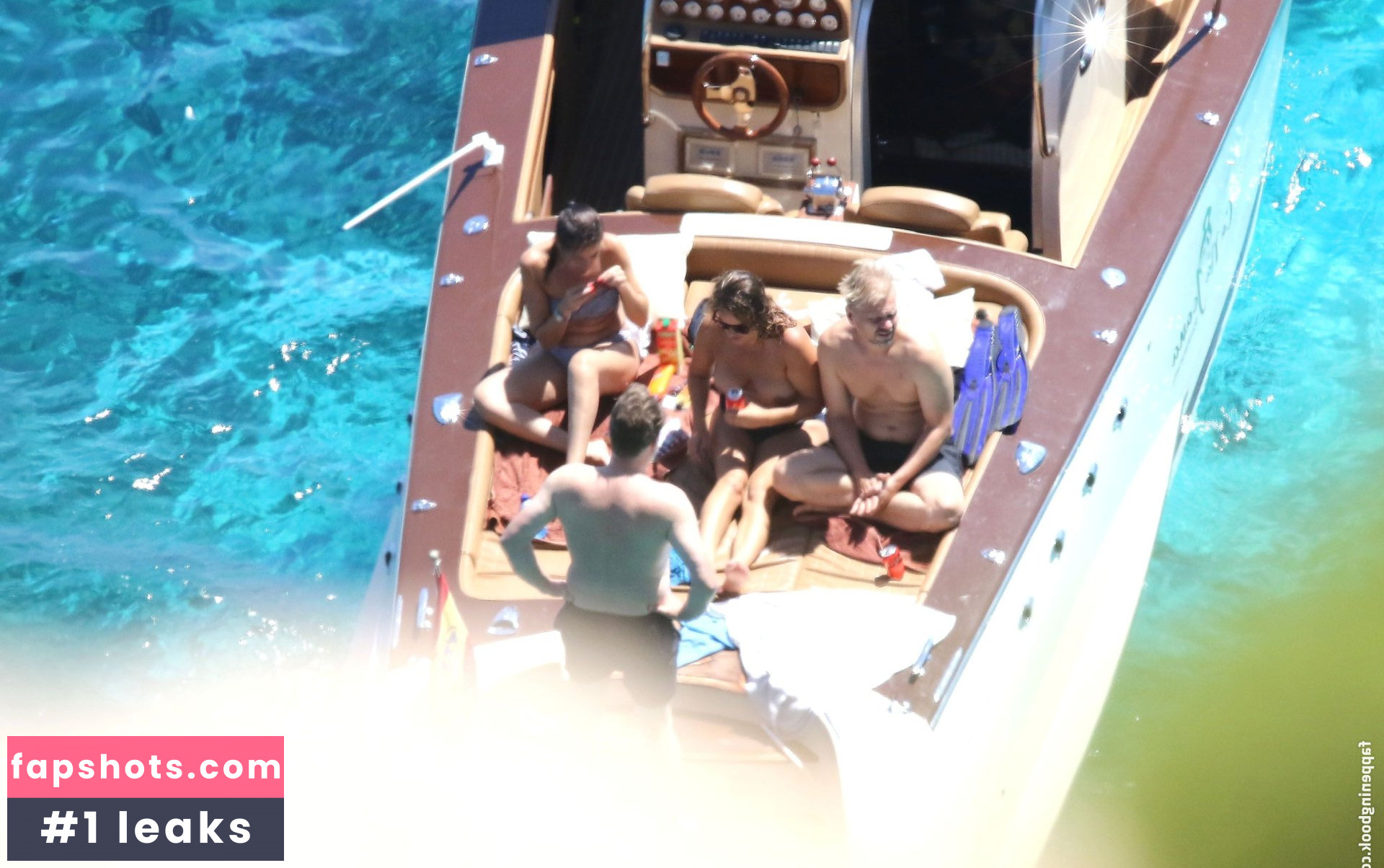 Jade Jagger gallery photo #38