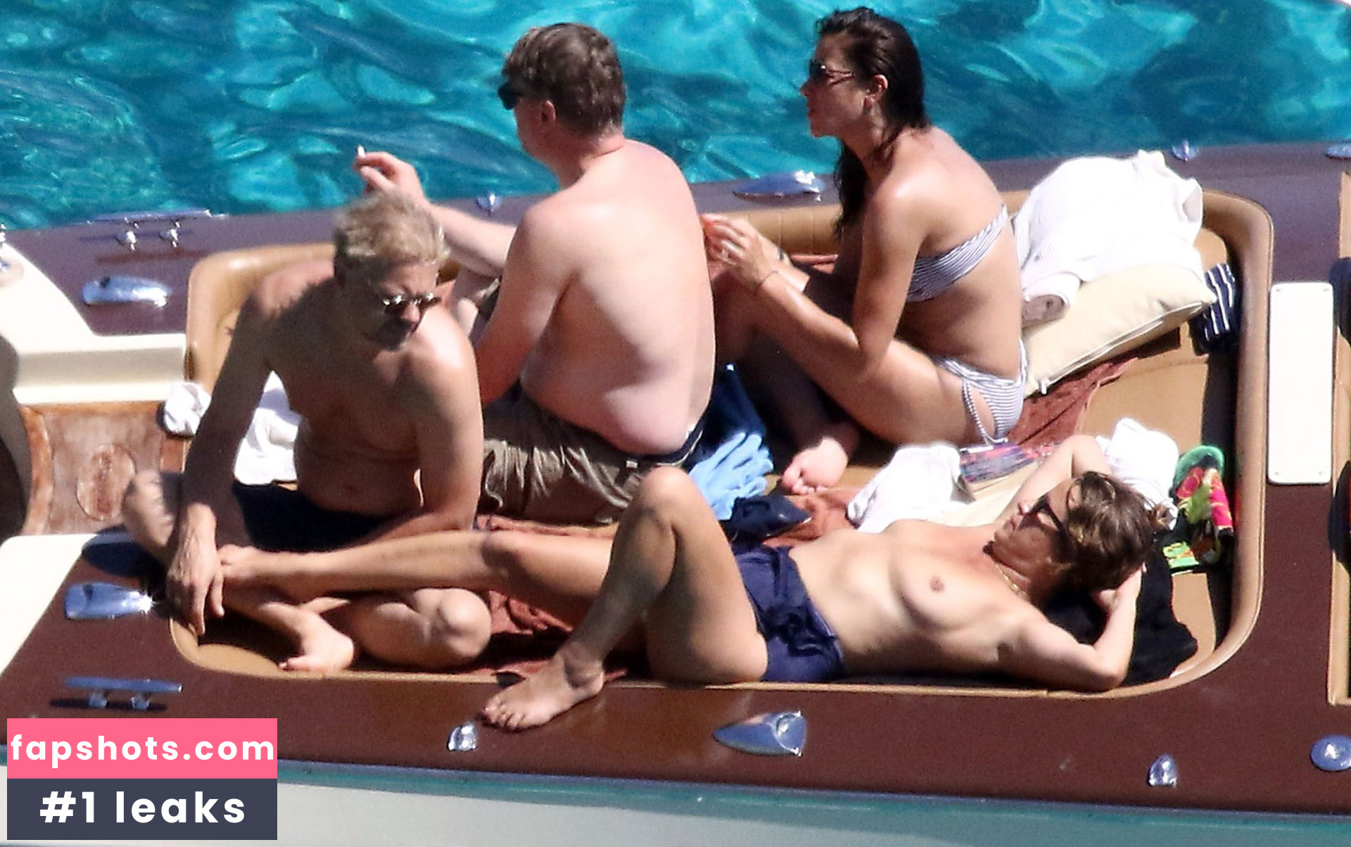 Jade Jagger gallery photo #39