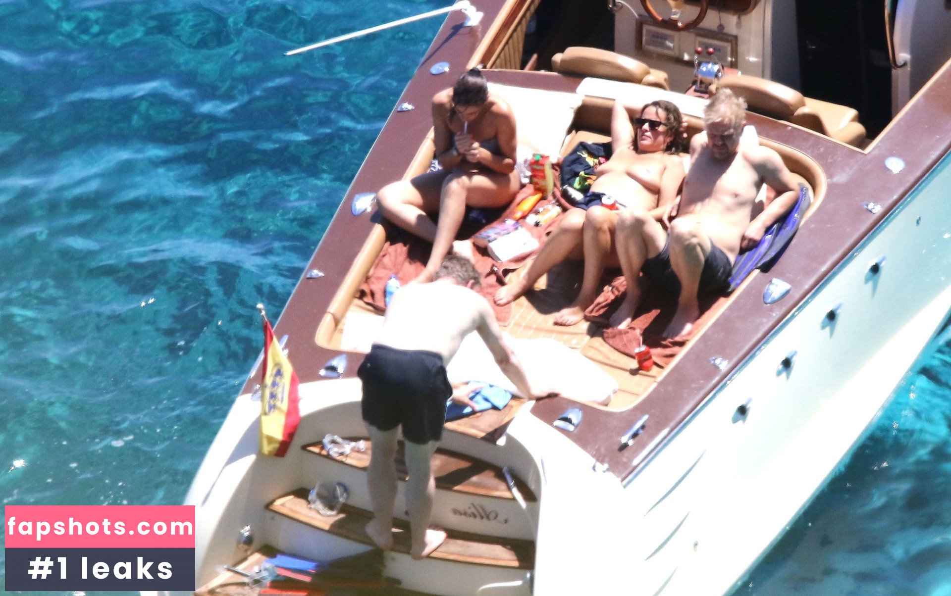 Jade Jagger gallery photo #46