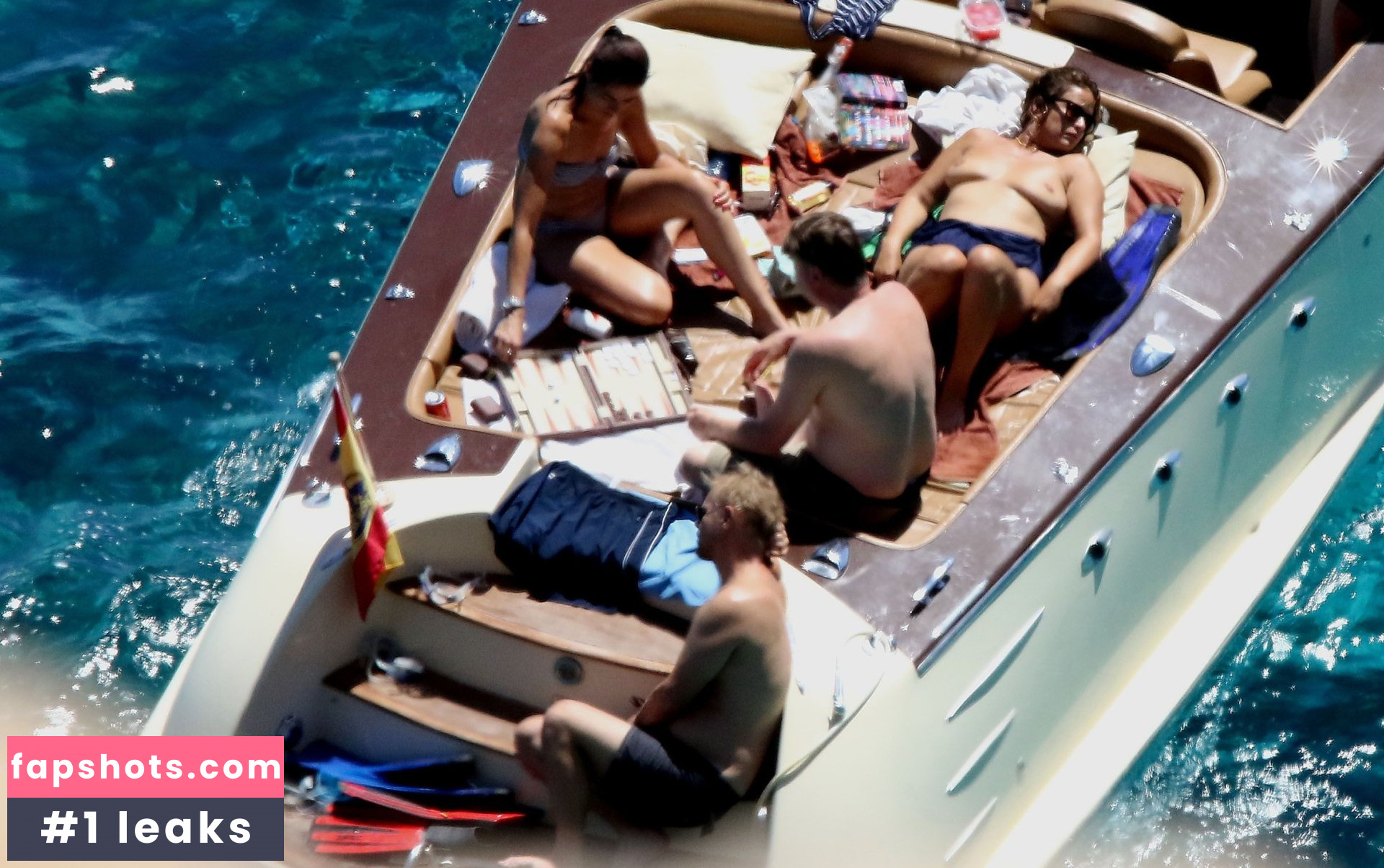 Jade Jagger gallery photo #57