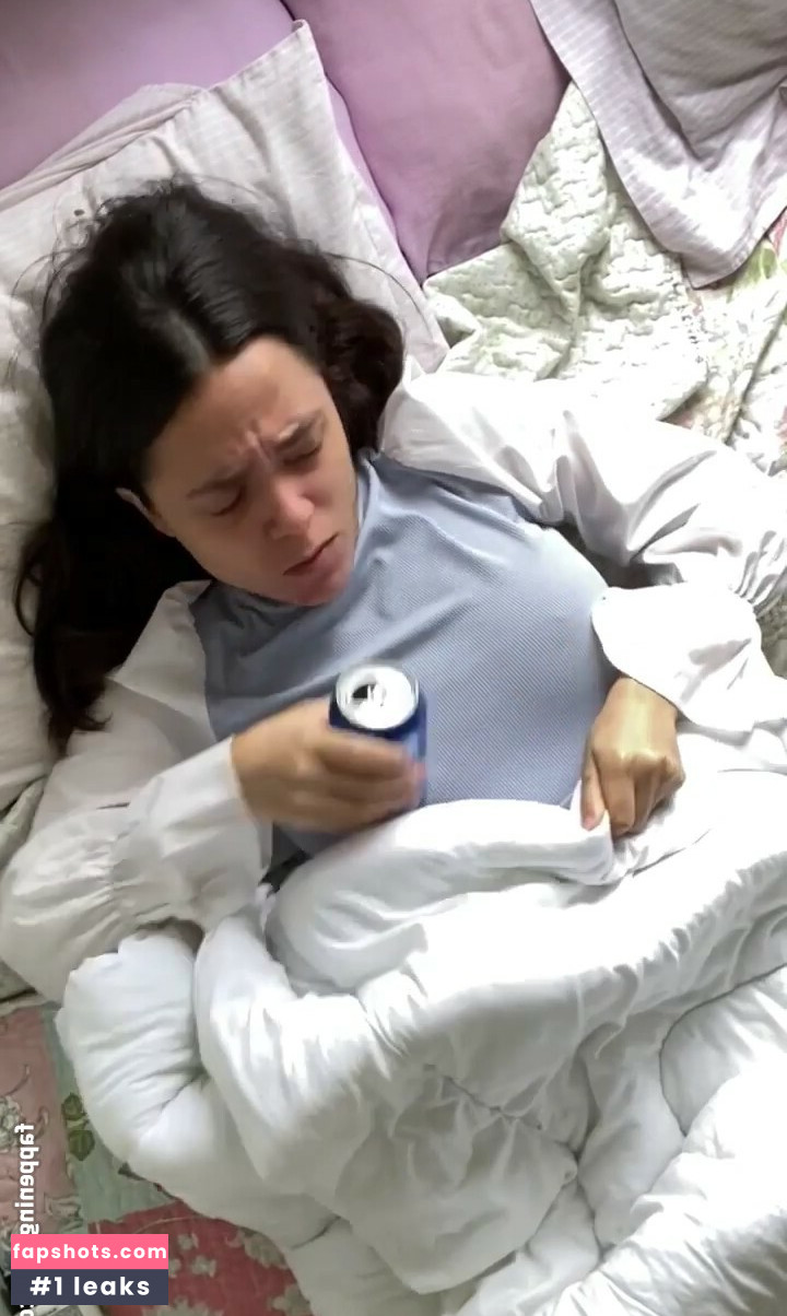 Jade Mascarenhas gallery photo #5