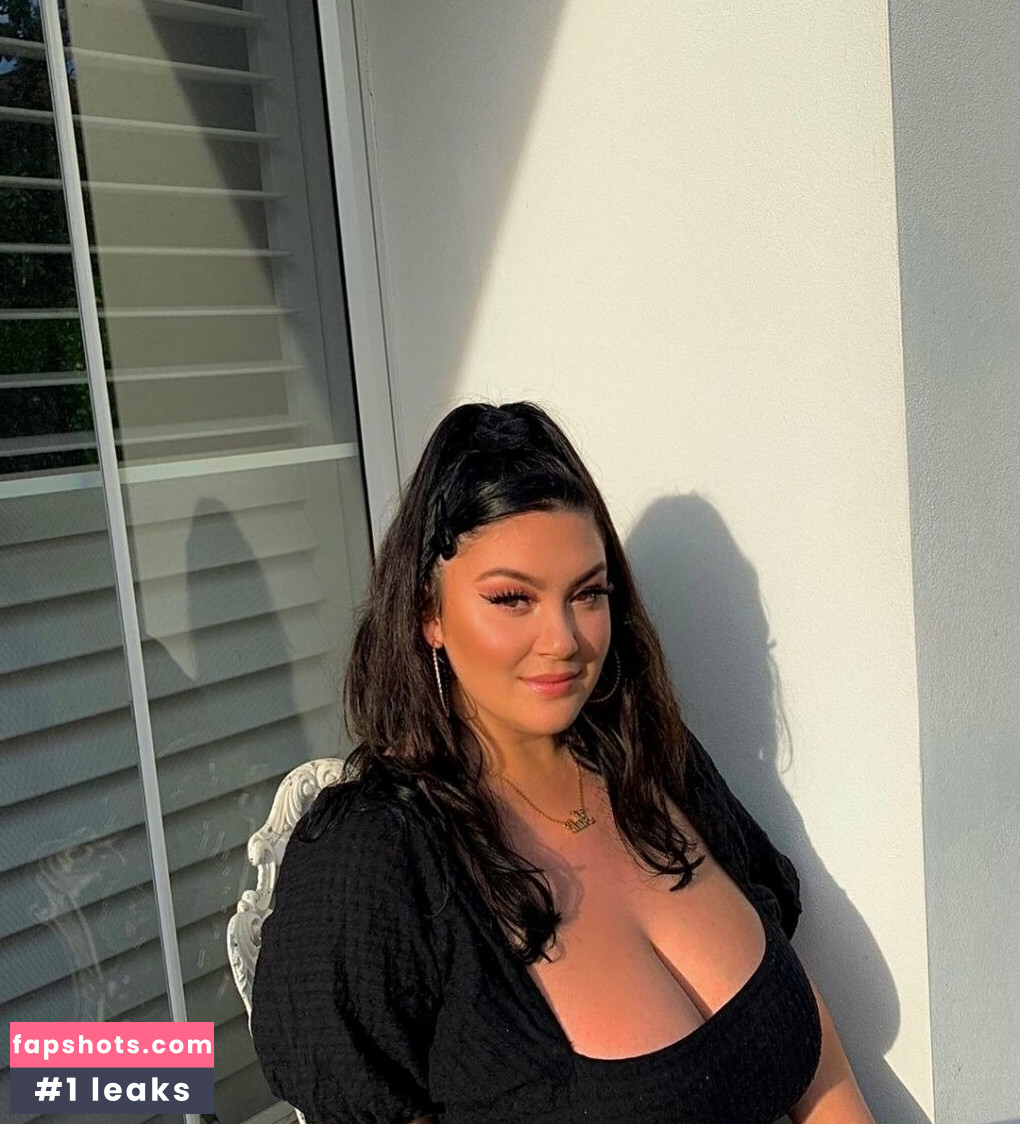 Jade N gallery photo #21