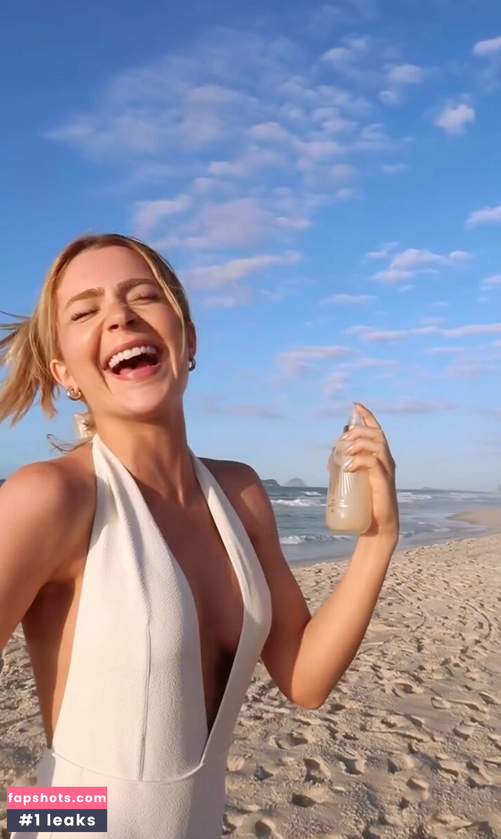 Jade Picon gallery photo #252