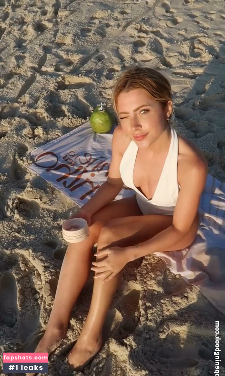 Jade Picon gallery photo #257