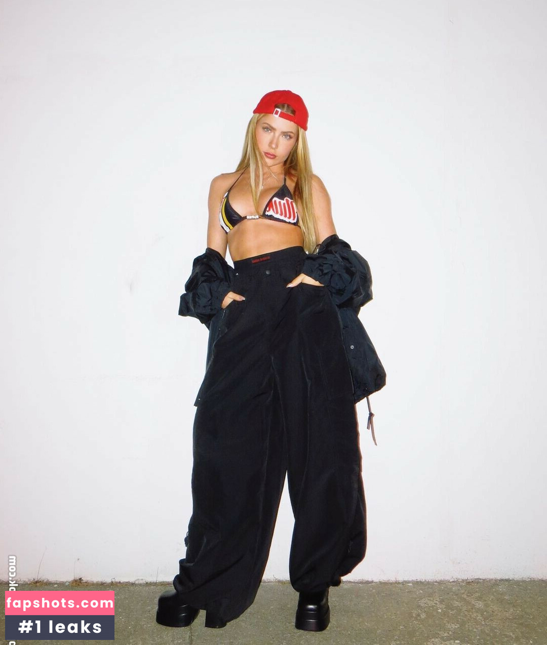 Jade Picon gallery photo #269