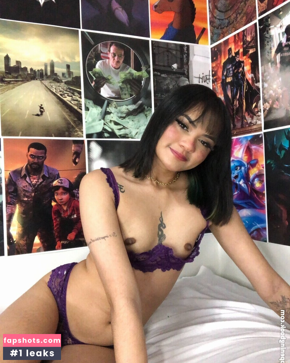 Jade Precious gallery photo #20