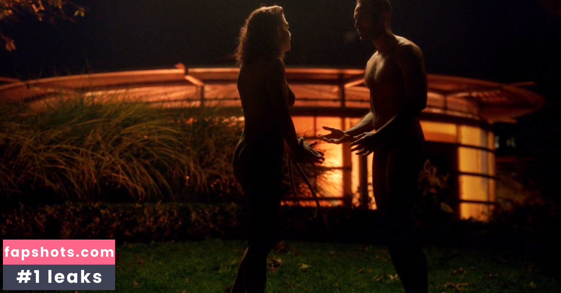 Jade Tailor gallery photo #19