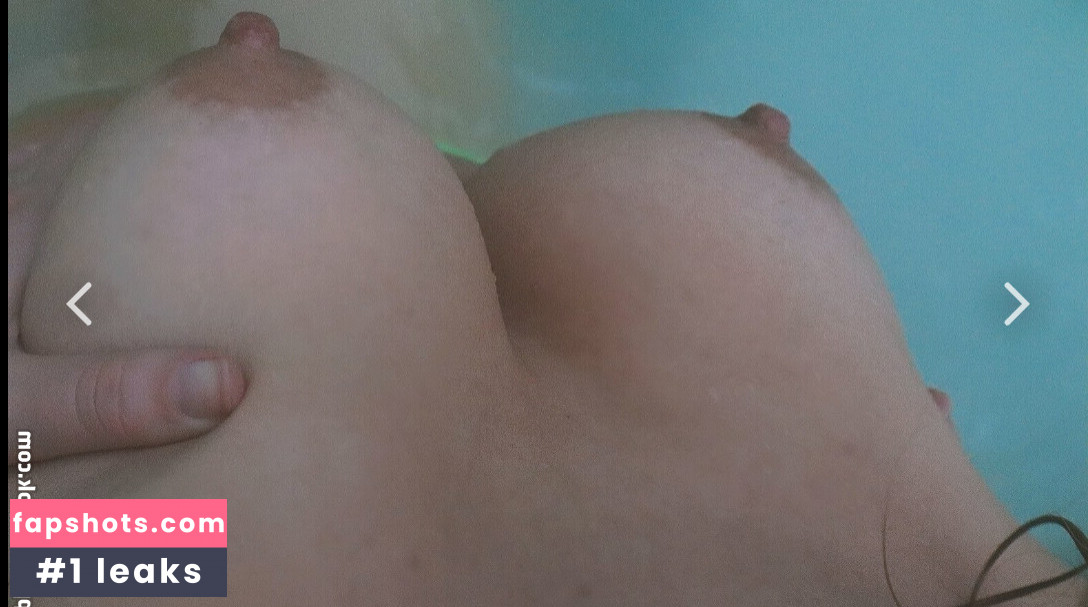 JadeM00n gallery photo #13