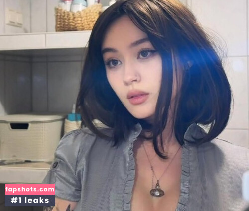 JadeyAnh gallery photo #182