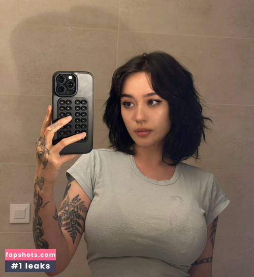 JadeyAnh gallery photo #194