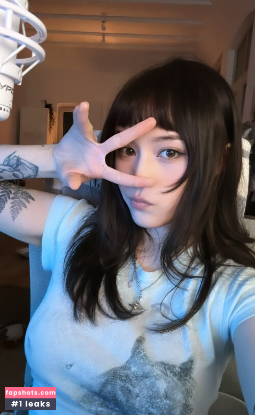 JadeyAnh gallery photo #534